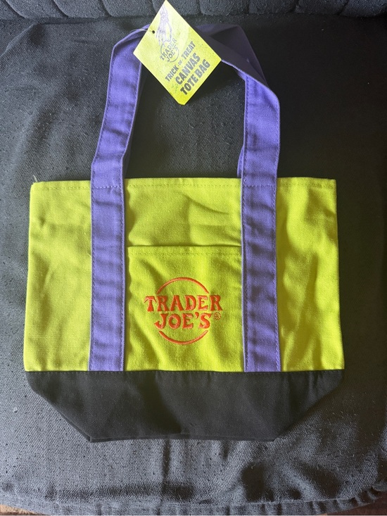 Trader Joe'S Handbags - Trader Joe’s Trick-or-Treat Canvas Tote Bag - Multi